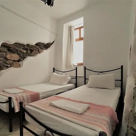 Pallada Aparthotel Tínos